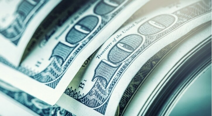 Rupee manages to hold ground in a second consecutive session against US dollar