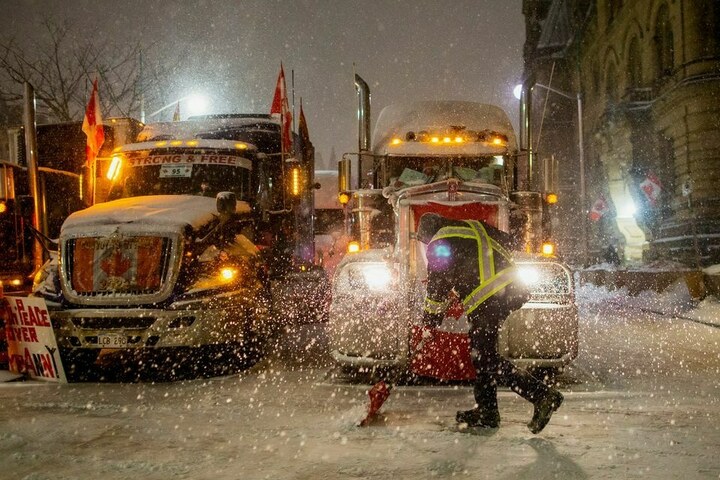 Canada police set to end siege of capital by protesters fighting Covid measures