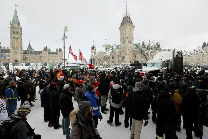 Canadian police make final push to end weeks-long protest in capital