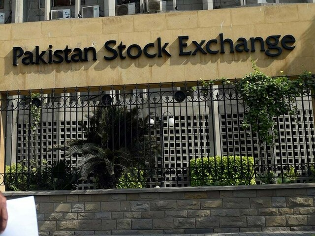 Carnage for equities: PSX's KSE-100 tumbles nearly 1,200 points