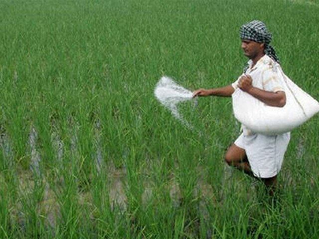 India plans urea import deal with Iran using rupee payments