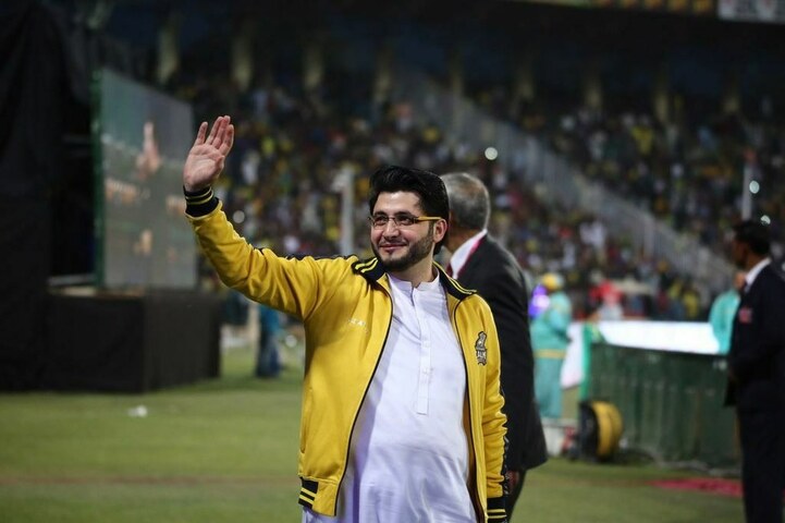 Is Peshawar Zalmi owner Javed Afridi buying Chelsea FC?