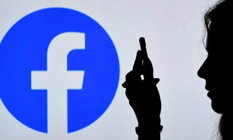 Facebook eases rules to allow violent speech against 'Russian invaders'