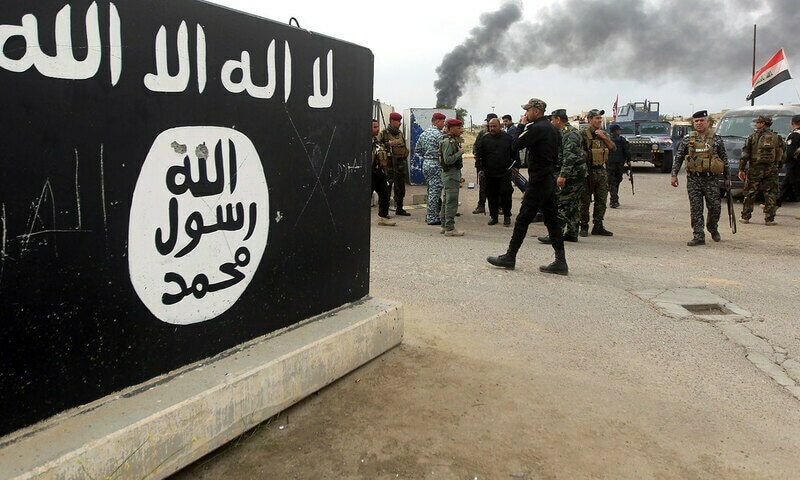 'Staying alive' is Islamic State group's new chief's priority