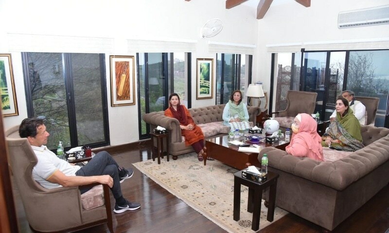 PM directs party lawmakers to highlight govt initiatives among public