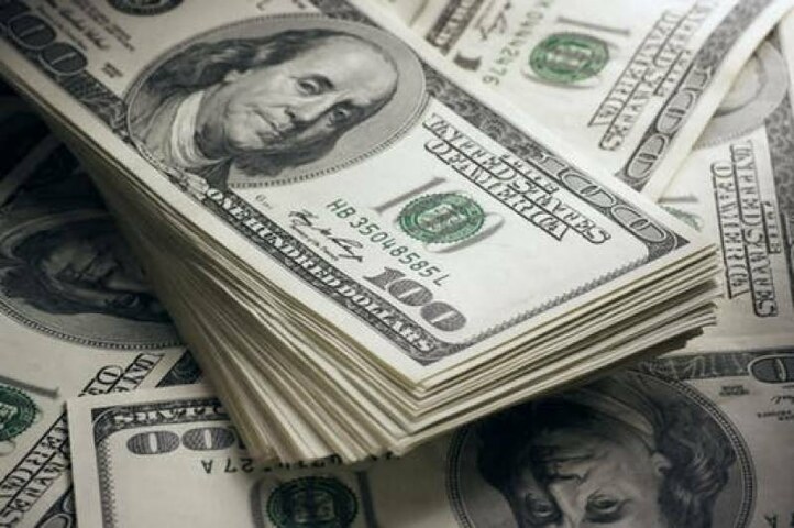 Pakistan's rupee slides to another record low against US dollar
