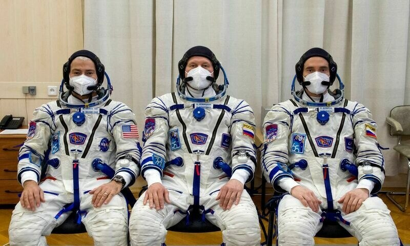 Ride-share return from space station on Russian Soyuz still on track