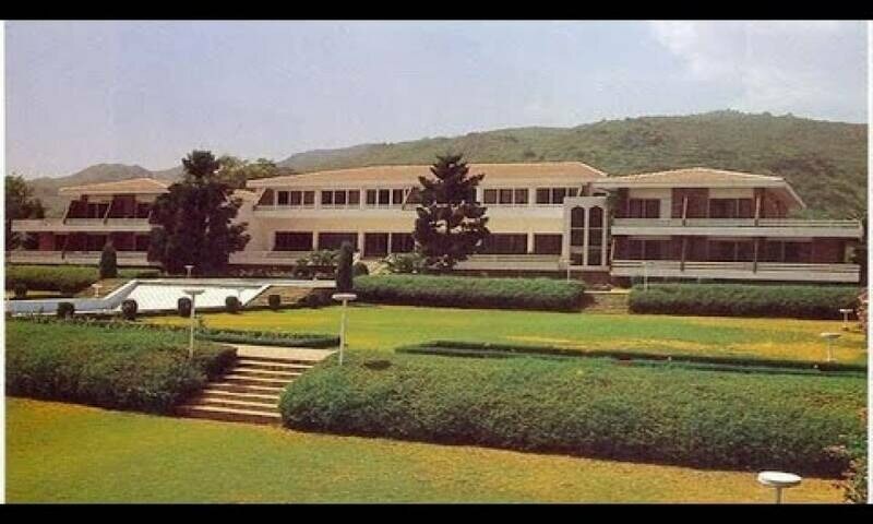 Disgruntled PTI lawmakers find 'refuge' in Sindh House Islamabad