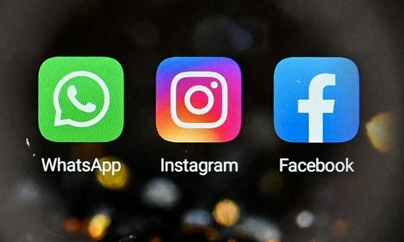 Russia bans Instagram and Facebook as 'extremist'