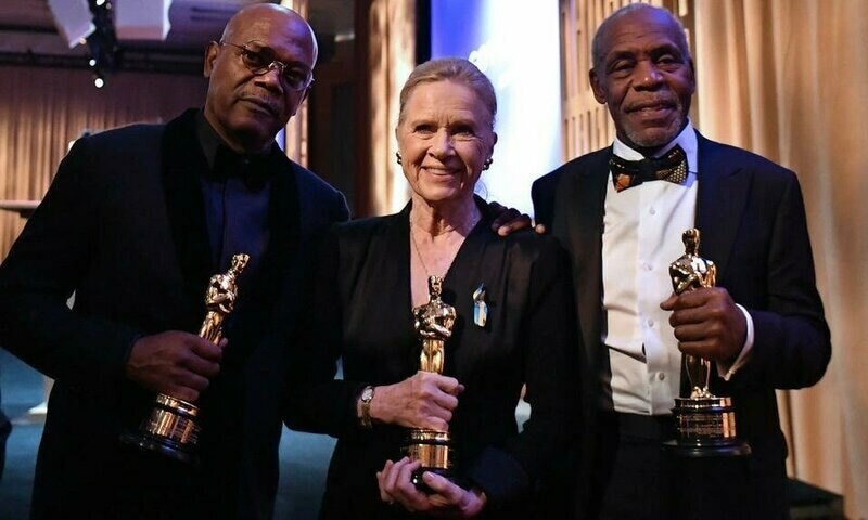 Box office titan Samuel L Jackson receives honorary Oscar