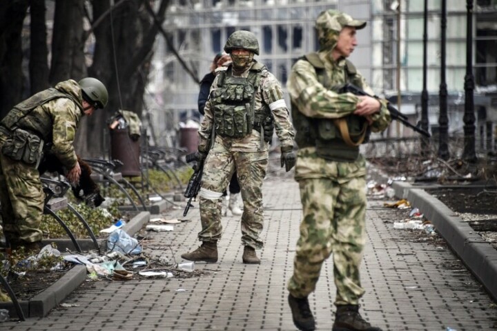 Russia says opening corridor for Ukrainian troops in Mariupol