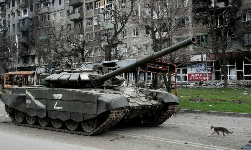 Ukrainian fighters in Mariupol given fresh ultimatum to surrender