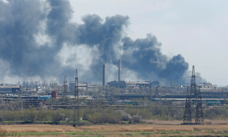 Putin calls off plan to storm Mariupol plant, opts for blockade instead