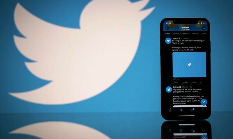 Twitter bans ads that defy climate change science