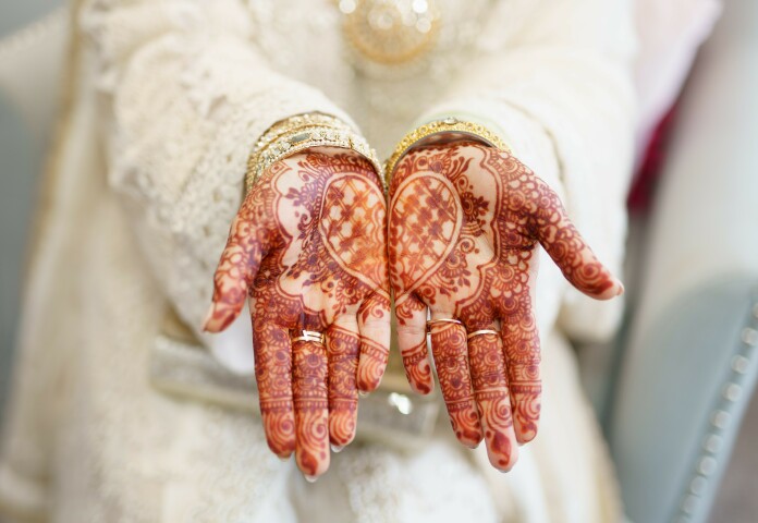 Where to get mehndi in Karachi for Eid 2022