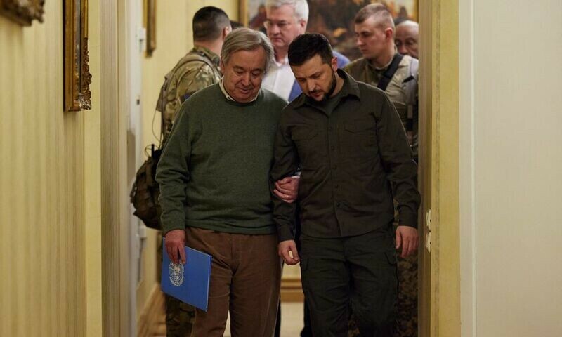 Blasts hit Kyiv as UN chief visits, US pledges new Ukraine aid