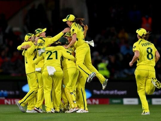 Alyssa Healy smashes record as Australia beat England to clinch Women's World Cup