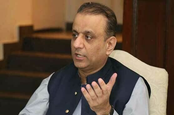 Aleem Khan lashes out at the PTI-led government for calling him a "traitor"