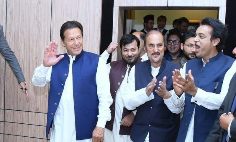 No-trust motion bares nation&rsquo;s struggle with democracy