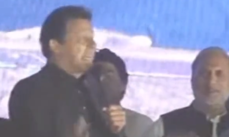 No-confidence vote: ex-PM asks courts why they opened at midnight