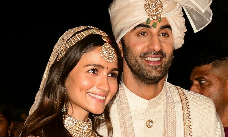 Bollywood stars Alia Bhatt, Ranbir Kapoor marry