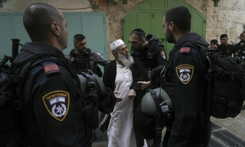 Over 20 wounded in new Jerusalem violence