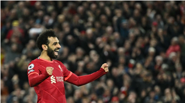 Liverpool thrash miserable Man Utd to go top of Premier League