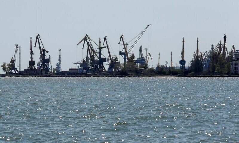 Ukraine formally closes seaports captured by Russia