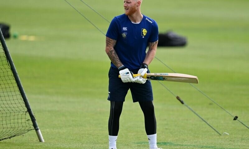 Cook hits 71st first-class century as Stokes returns for Durham