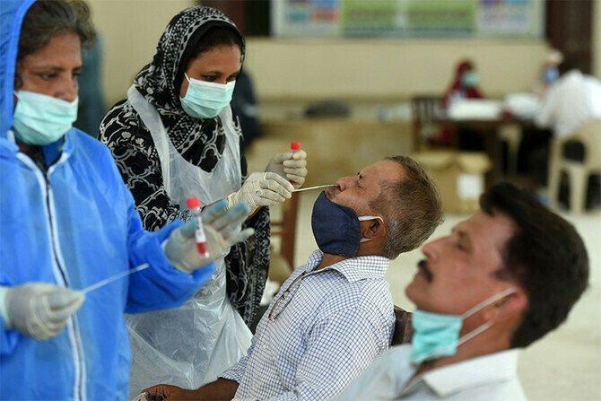 Omicron: Pakistan to conduct rapid antigen test for flights from Gulf countries