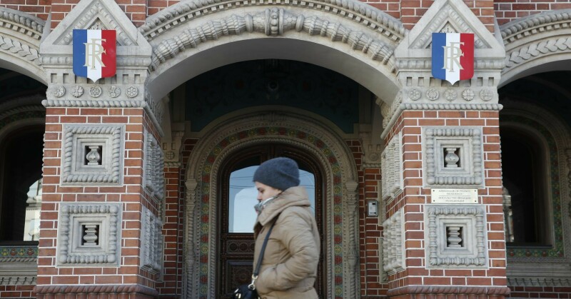 Russia expels 34 French diplomats in retaliatory move