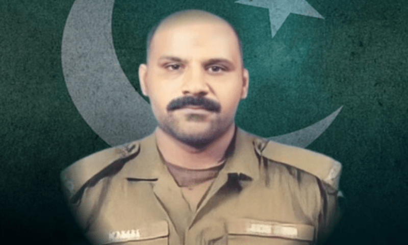 Hamza attends funeral of cop killed during raid on PTI activist&rsquo;s home