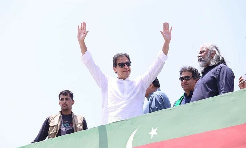 No blockade can stop PTI&rsquo;s long march from reaching D-Chowk: Imran