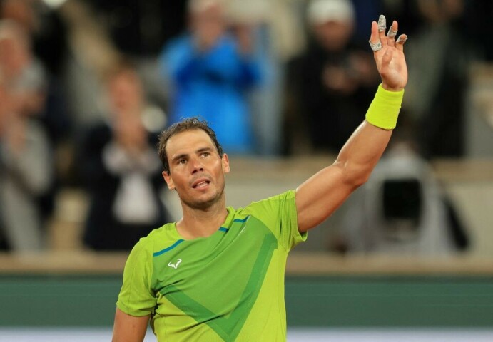 Nadal sails through with 300th major win