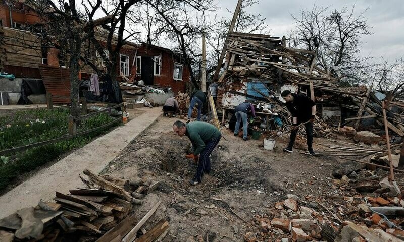 Russia says Ukraine shells its own civilians; some evacuations in Mariupol