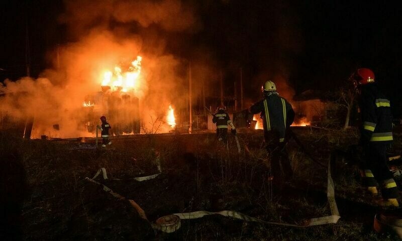 EU set to unveil sanctions on Russian oil as fighting rages in Ukraine