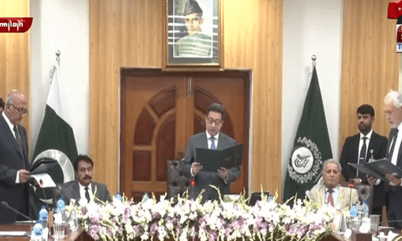 ECP quorum reached as KP, Punjab members take oath