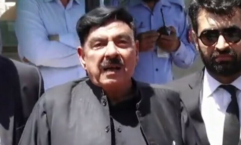 Sh Rashid: Need to end misunderstanding with the army