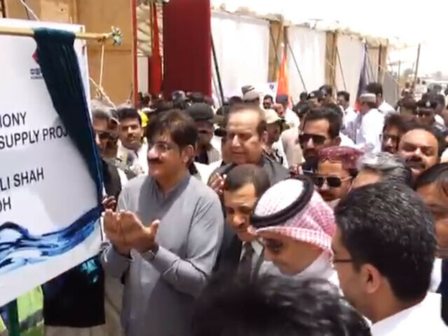 CM Sindh lays foundation stone of water scheme in Thar