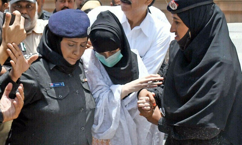 Dua Zehra free to live with whoever she wants, court rules