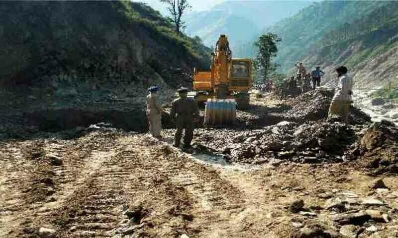 Construction work on long awaited Kalash Road resumes