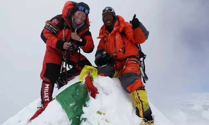 Norwegian climber sets her sights on 14 peaks record