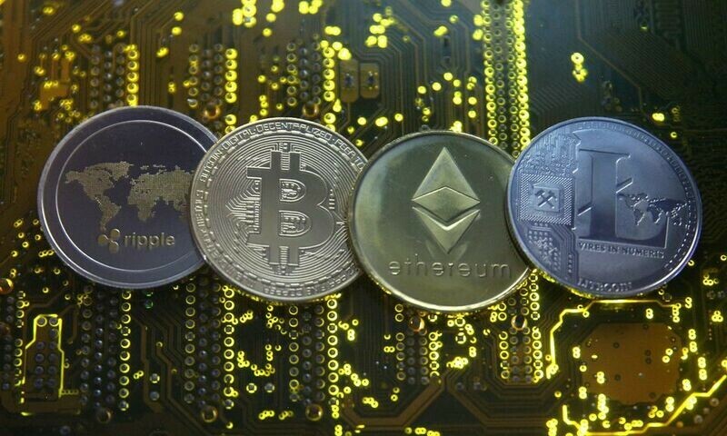 Bitcoin stems heavy losses but pessimism reigns in crypto markets