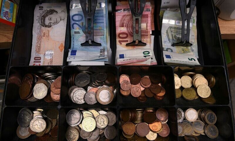 Pound reclaims $1.20 but headwinds keep blowing