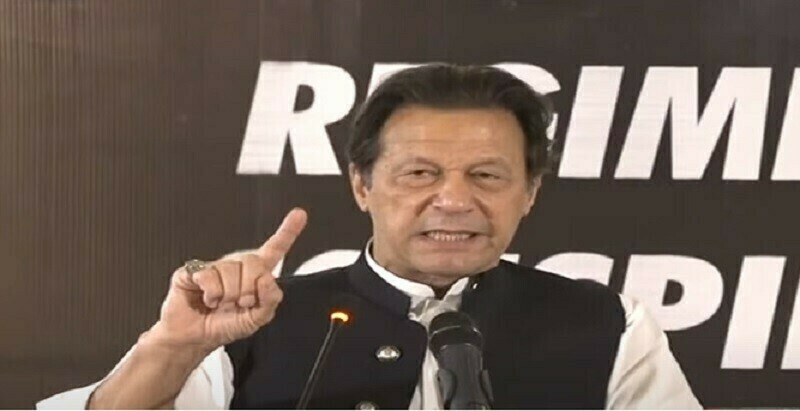 Nawaz, Zardari need pliable army chief to cover up corruption: Imran