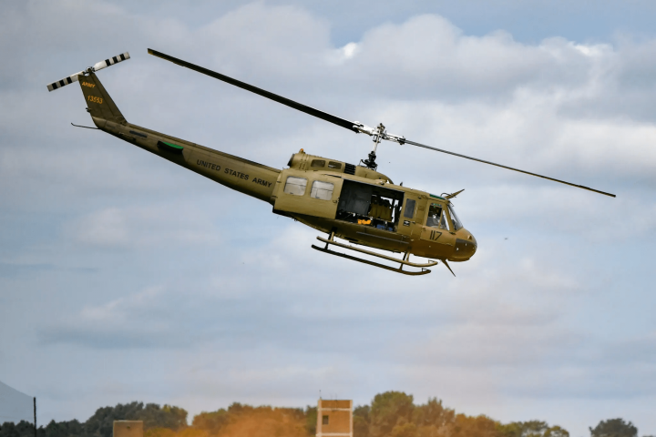 Six dead as Vietnam War era chopper crashes in US