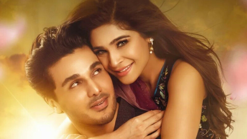 Ayesha Omar&rsquo;s BTS video brings out the worst in Pakistanis