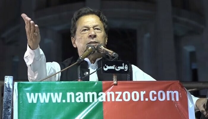 PTI will defeat &ldquo;umpire-backed thieves&rdquo; in Punjab by-elections: Imran Khan