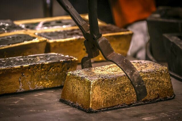 Gold prices decrease amid hopes of IMF programme revival