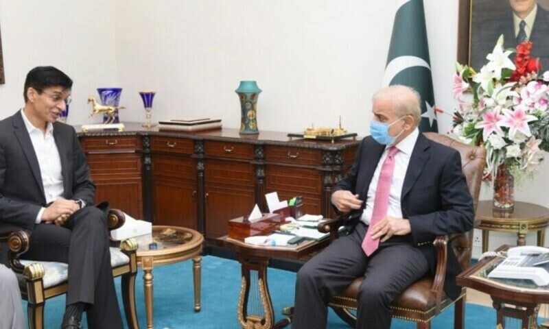 PM chairs meeting on hitting $15 bn target for IT exports